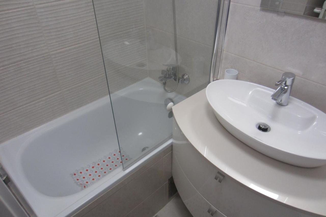 Apartman Valinor Miholascica Luaran gambar