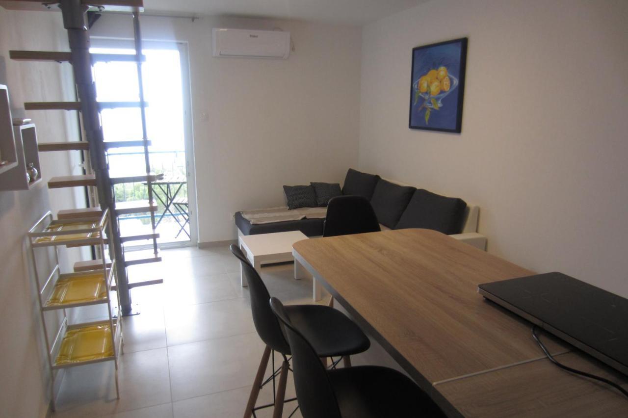 Apartman Valinor Miholascica Luaran gambar