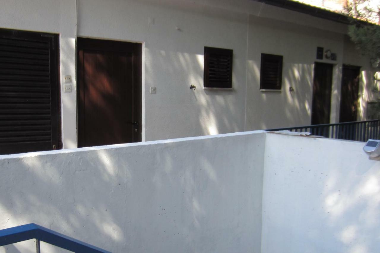 Apartman Valinor Miholascica Luaran gambar
