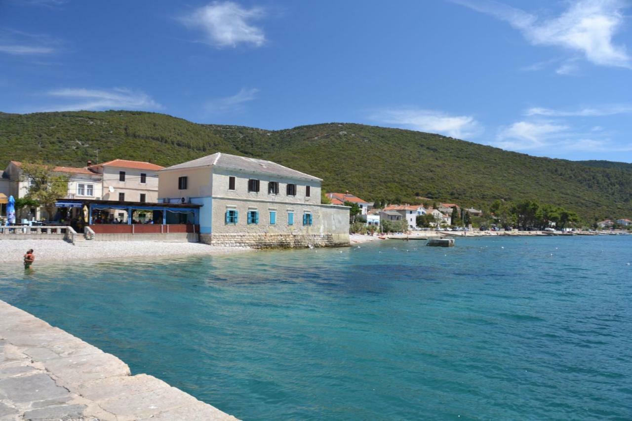 Apartman Valinor Miholascica Luaran gambar