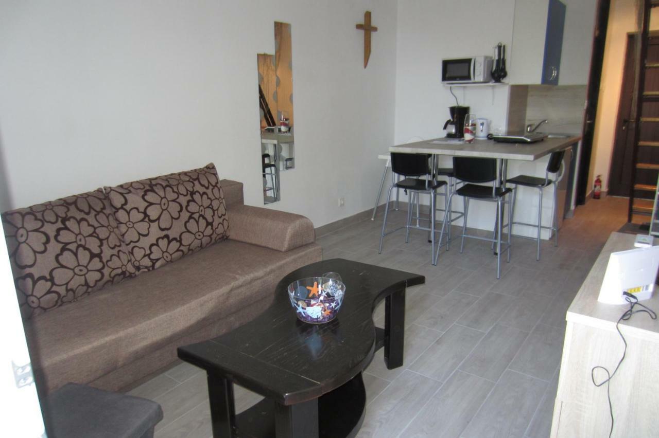Apartman Valinor Miholascica Luaran gambar