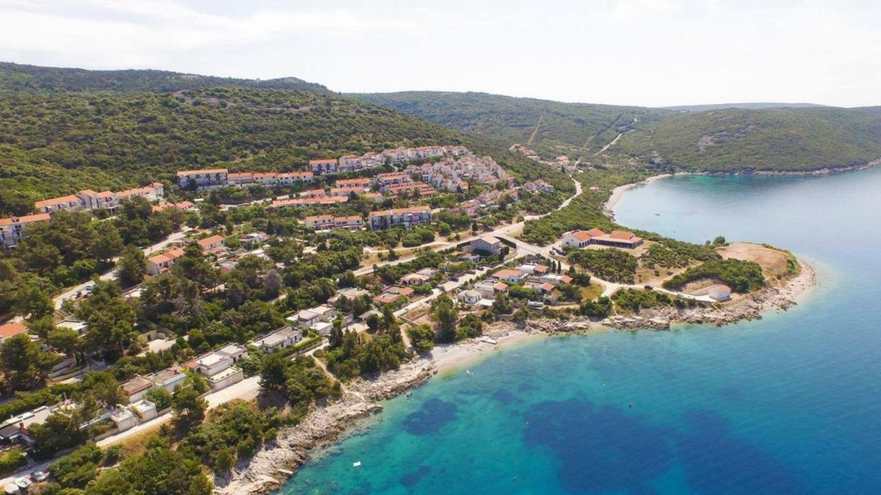 Apartman Valinor Miholascica Luaran gambar